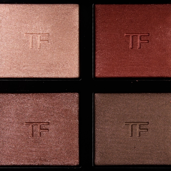 TOM Ford "Body Heat" Eye Color Quad - Picture 2 of 3